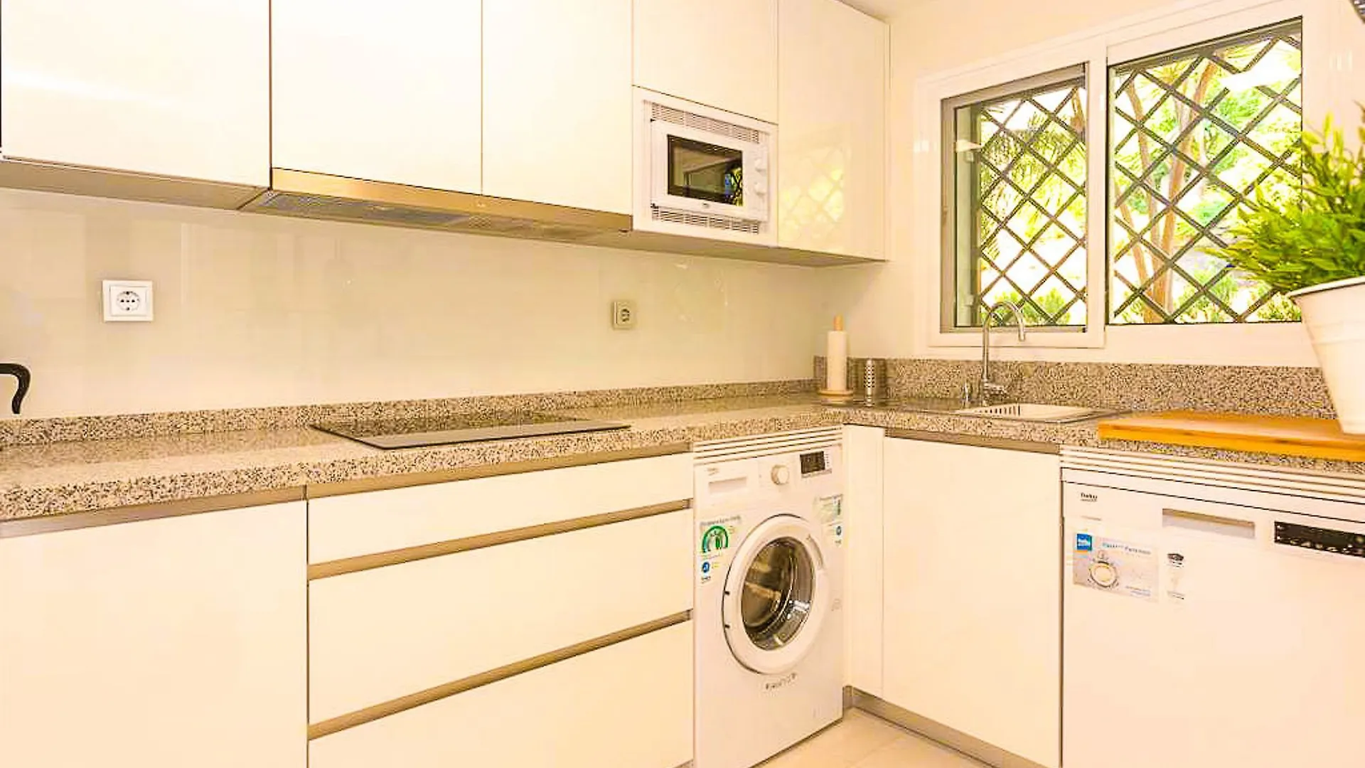 شقة Oleholidays Apartamento Aloha Gardens ماربيا إسبانيا